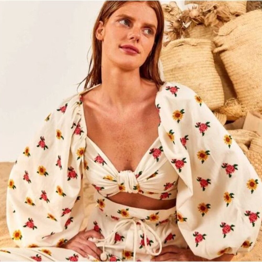 Farm Rio Mixed Cross Stitch Flowers Embroidered Crop Top Off White NWT SMALL